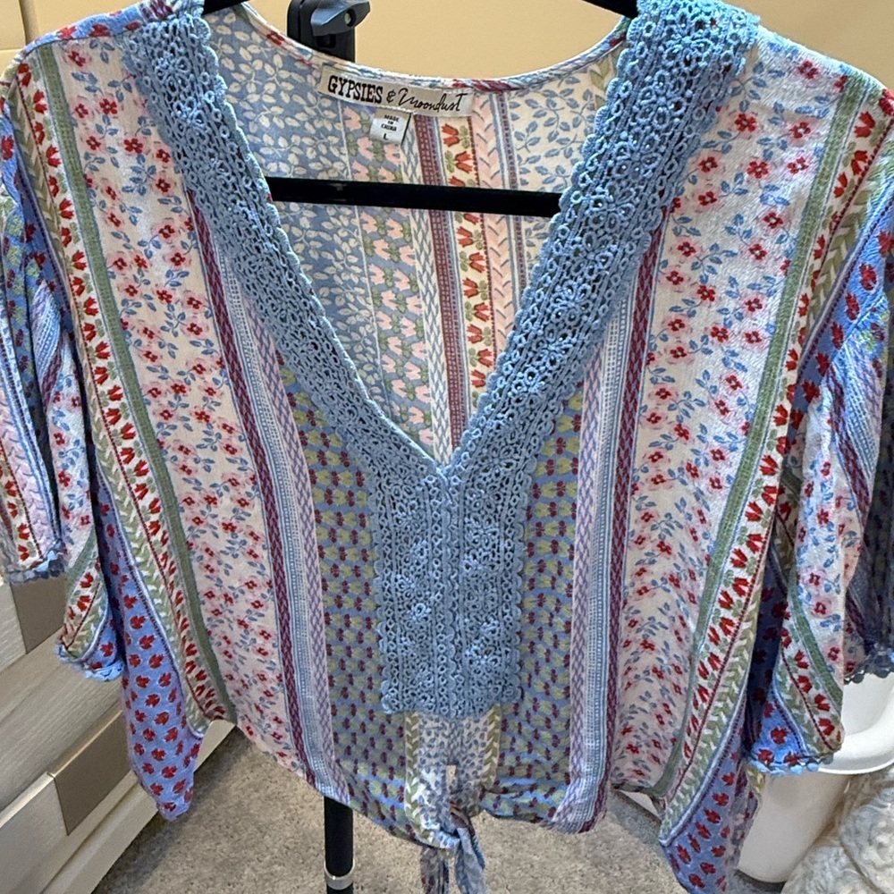 Gypsies & Moondust Blue and White Flutter Sleeve Blouse